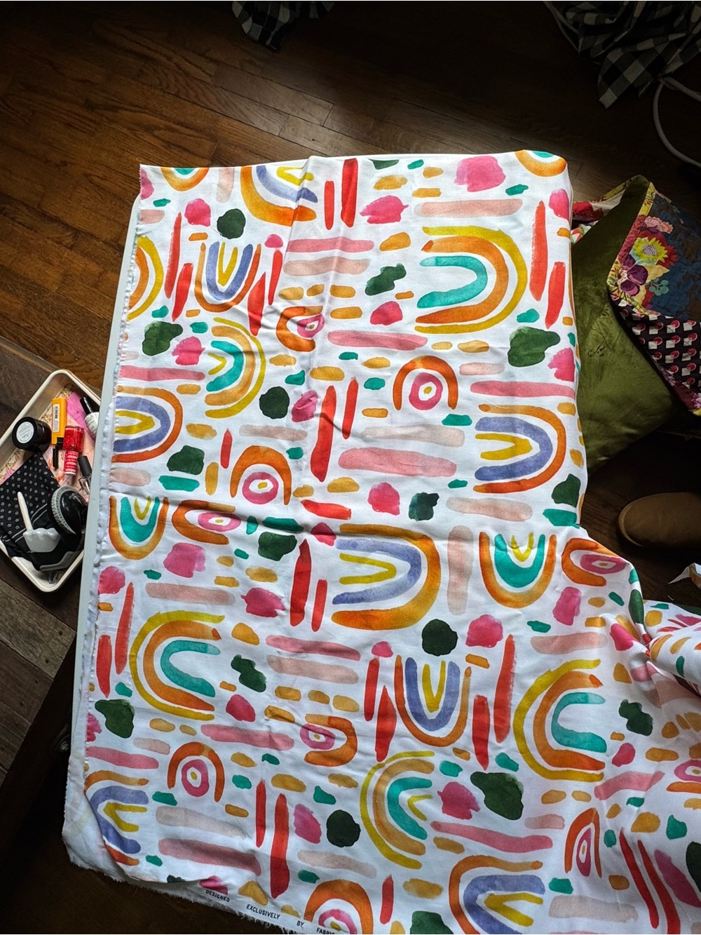 Fabric Finders Watercolor Rainbow cotton